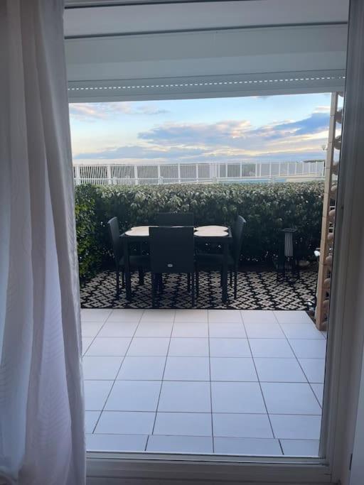 Appart Frontignan Sur La Plage, Piscine, Wifi, Tv, Netflix Luaran gambar